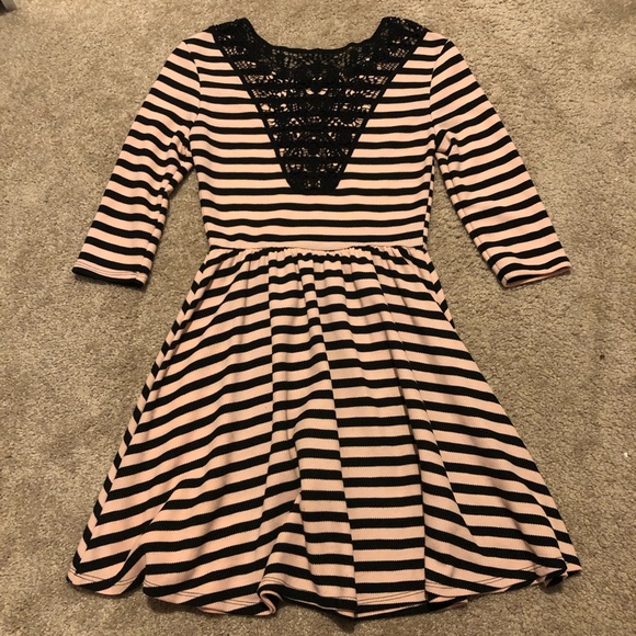 City Studio dress - Picture 2 of 2